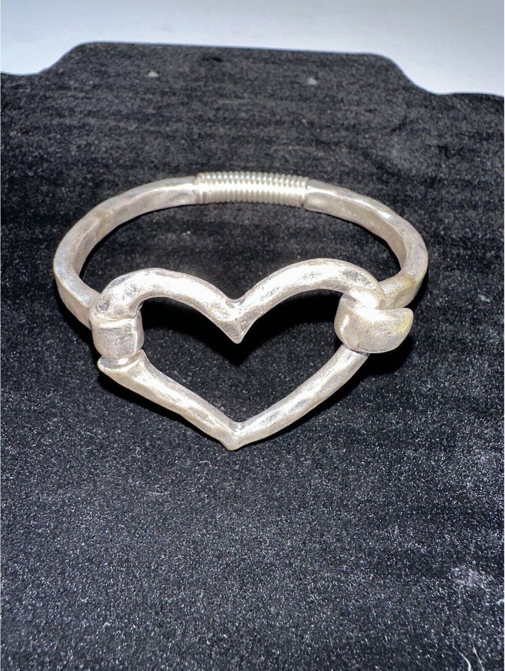 Hammered Silvertone Heart Bracelet Bangle/cuff Hinged Hook
